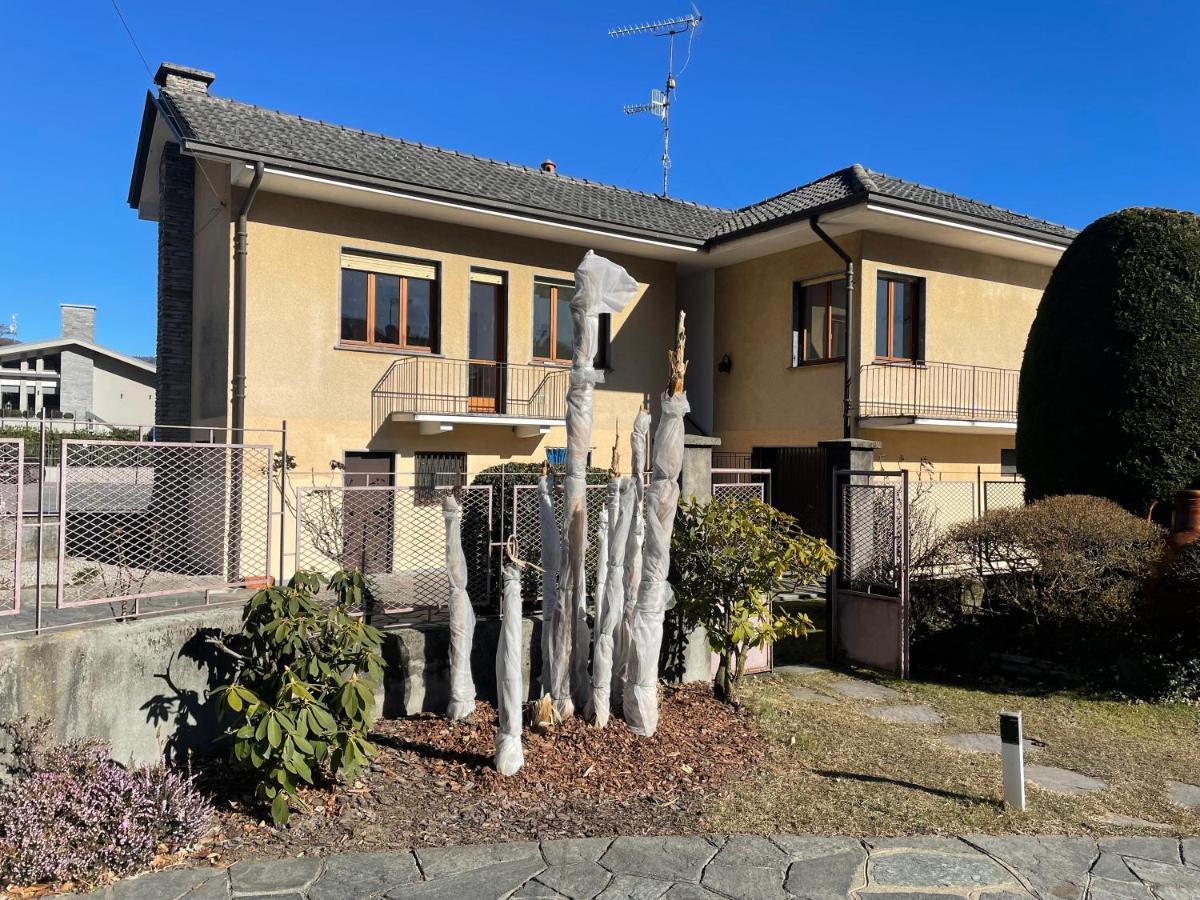 Casa Margherita เพลลา ภายนอก รูปภาพ